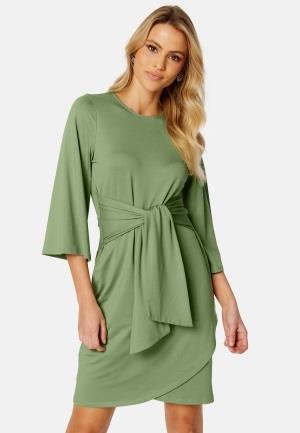 Happy Holly Petra tie dress Dusty green 48/50