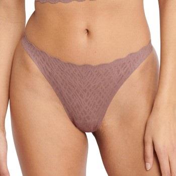 Sloggi Trosor ZERO Feel Bliss String Brief Brun Medium Dam