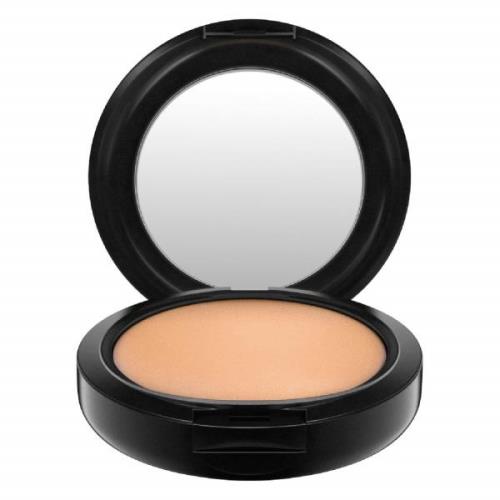 MAC Studio Fix Powder Plus Foundation (olika nyanser) - NW30