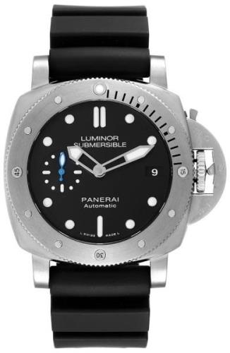 Panerai Herrklocka PAM00682 Luminor Submersible Svart/Gummi Ø42 mm