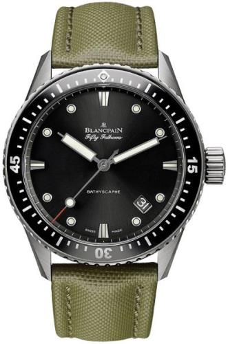 Blancpain Herrklocka 5000-1230-K52A Fifty Fathoms Svart/Läder Ø43 mm