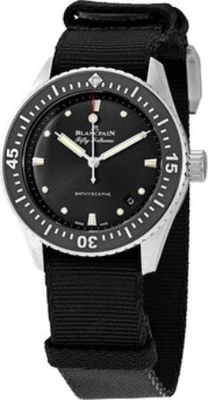 Blancpain Herrklocka 5100B-1110-NABA Fifty Fathoms Svart/Textil Ø38