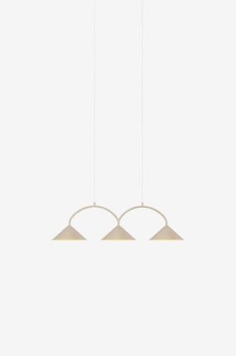 Globen Lighting - Pendel Curve 3 - Beige - Takpendlar - Från Homeroom