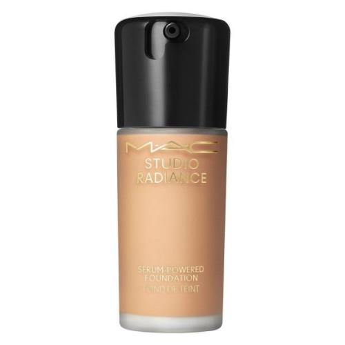 MAC Studio Radiance Serum-Powered Foundation NC27 30 ml