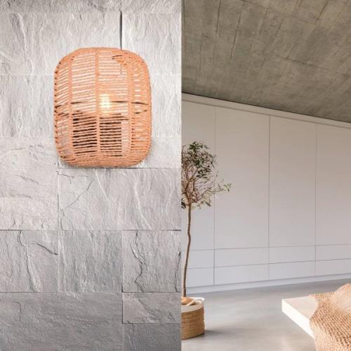 Trio Lighting Runa vägglampa med skärm av sisal