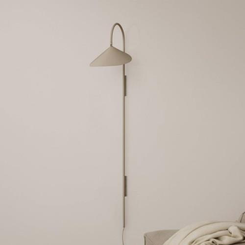 ferm LIVING Arum Swivel Tall vägglampa, beige, stickpropp