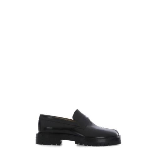 Maison Margiela Svarta Läderloafers med Tabi Tå Black, Herr