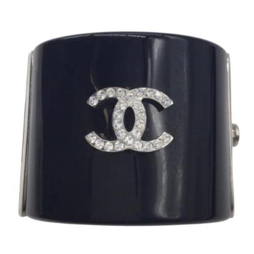 Chanel Vintage Svart Metall CC Rhinestone Manschettarmband Black, Dam