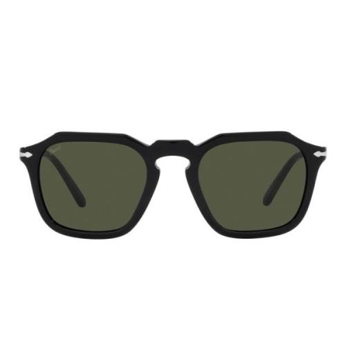 Persol Unika och exklusiva solglasögon med ikonisk design och teknolog...