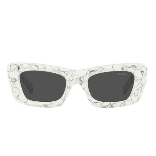 Prada Cat-Eye Solglasögon med Stil och Elegans White, Unisex