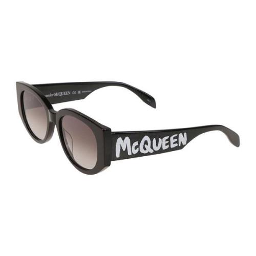 Alexander McQueen Ovala solglasögon med Graffiti tryck Black, Dam