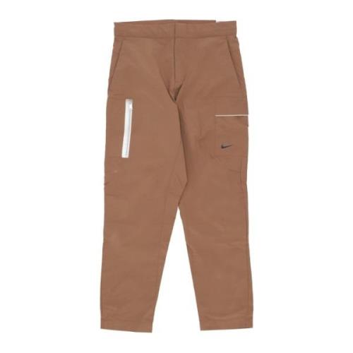 Nike Essential Utility Pant i Archaeo Brown Brown, Herr