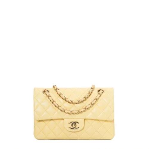 Chanel Vintage Pre-owned Laeder chanel-vskor Yellow, Dam