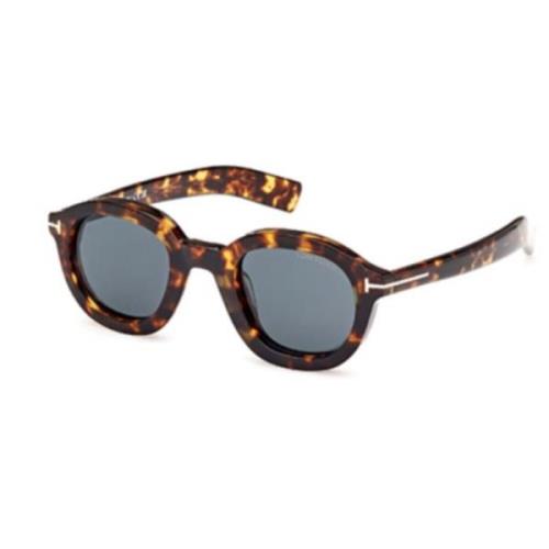 Tom Ford Stiliga Solglasögon för Modemedvetna Individer Brown, Unisex