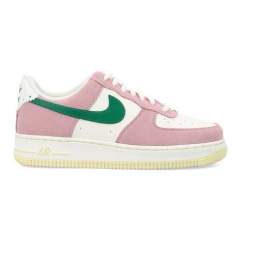 Nike Klassiska Air Force 1 Sneakers Multicolor, Dam