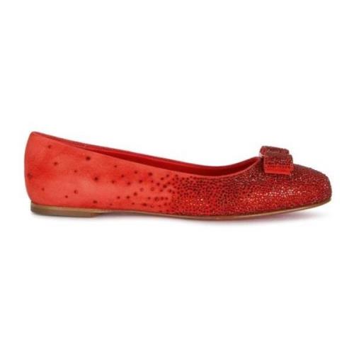 Salvatore Ferragamo Röda Ballerina Flats Kristallutsmyckningar Red, Da...