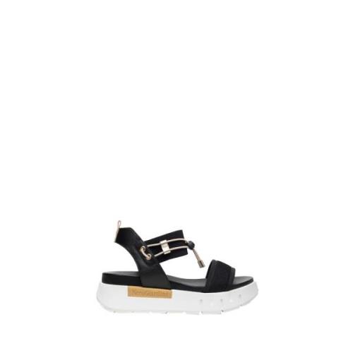 Nerogiardini Svarta Låga Sandaler Elegant Sommarstil Black, Dam