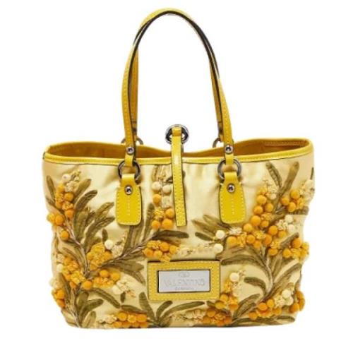 Valentino Vintage Pre-owned Laeder totevskor Yellow, Dam