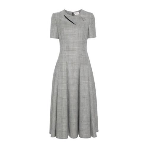 Alexander McQueen Rutig Ull Midi Klänning Gray, Dam