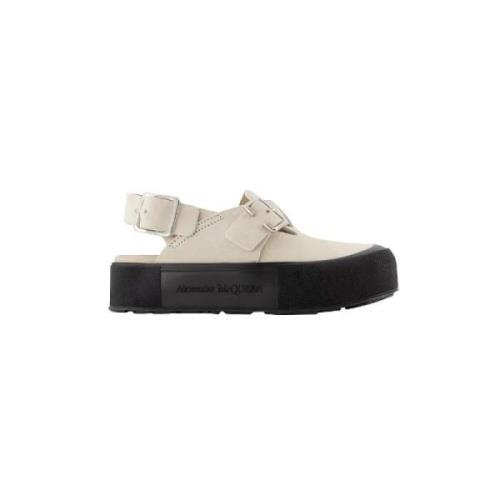 Alexander McQueen Läder sandaler Beige, Dam