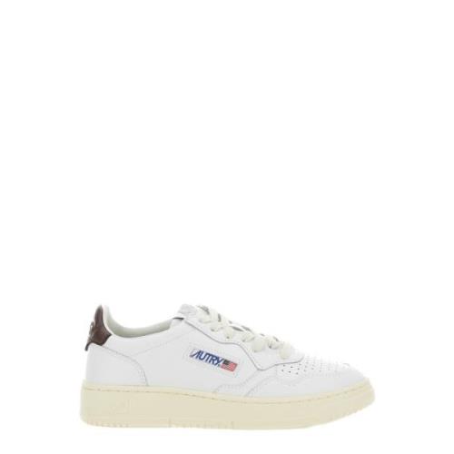 Autry Vita Låga Top Sneakers Logo Patch White, Dam