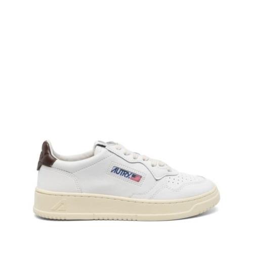 Autry Lädersneakers med Perforerad Tåbox White, Dam