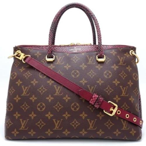 Louis Vuitton Vintage Pre-owned Tyg louis-vuitton-vskor Brown, Dam