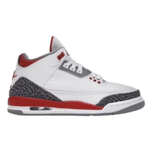 Nike Fire Red Retro 3 Begränsad Upplaga Multicolor, Dam