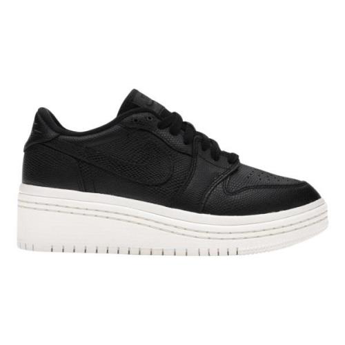 Nike Begränsad upplaga Retro Low Lifted Phantom Black, Dam