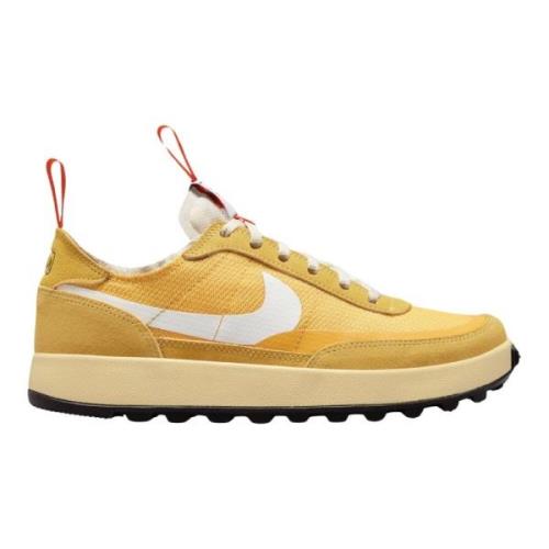 Nike Begränsad upplaga Allmän ändamål sko Mörk svavel Yellow, Herr