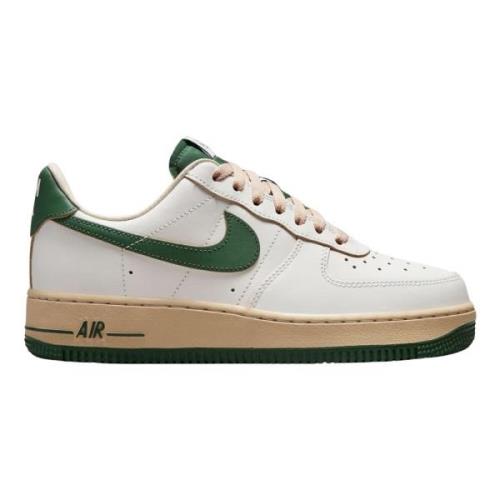 Nike Vintage Gorge Green Låg Topp Sneaker White, Dam