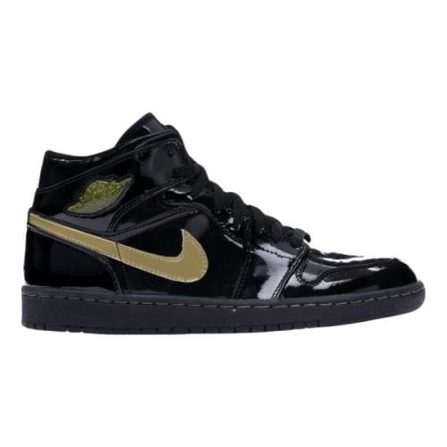 Nike Retro Black Metallic Gold Limited Edition Black, Unisex