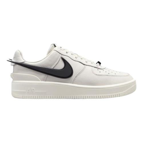 Nike Begränsad upplaga Ambush Phantom Sneakers White, Herr