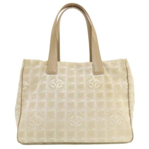 Chanel Vintage Pre-owned Nylon chanel-vskor Beige, Dam