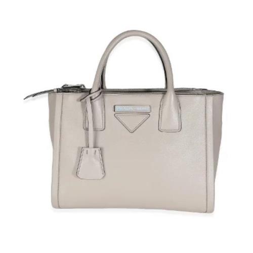 Prada Vintage Pre-owned Laeder totevskor Gray, Dam