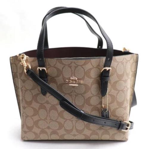 Coach Pre-owned Pre-owned Canvas totevskor Beige, Dam