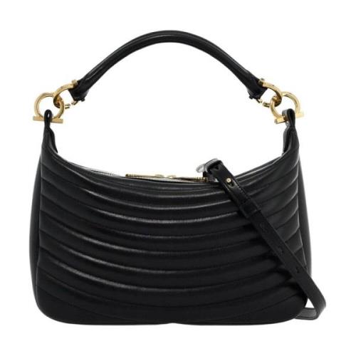 Salvatore Ferragamo Quiltad Matelassé Axelväska Black, Dam