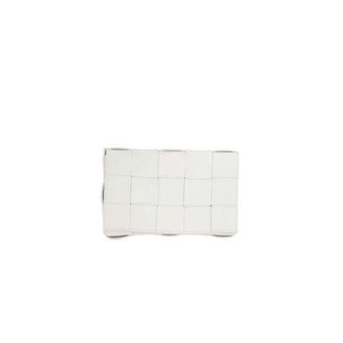 Bottega Veneta Vit Maxi Intrecciato Axelväska White, Dam