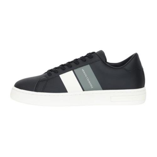 Armani Exchange Svarta Sneakers med Logga och Kontrastband Black, Herr