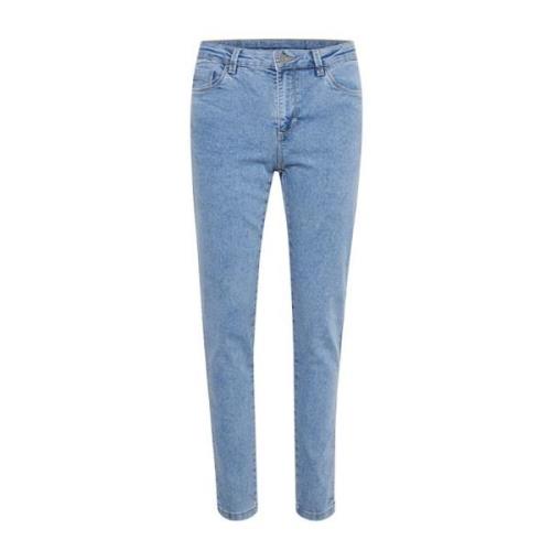 Kaffe Slim Fit Jeans i Ljusblå Tvättad Denim Blue, Dam