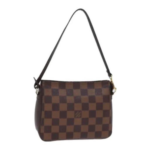 Louis Vuitton Vintage Pre-owned Canvas kuvertvskor Brown, Dam