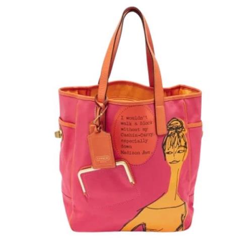 Coach Pre-owned Pre-owned Canvas totevskor Pink, Dam