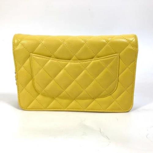 Chanel Vintage Pre-owned Laeder chanel-vskor Yellow, Dam