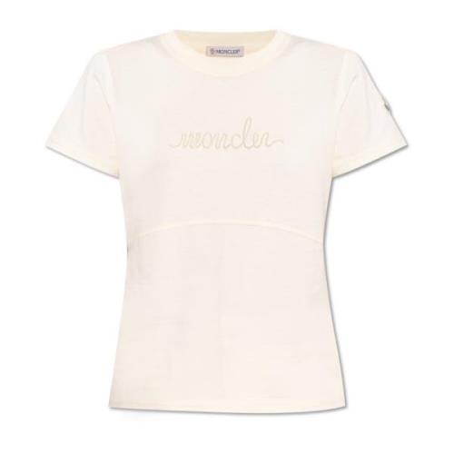 Moncler T-shirt med logotyp Beige, Dam