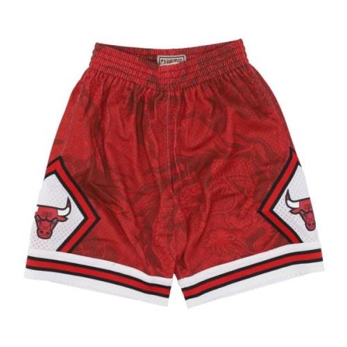 Mitchell & Ness Chicago Bulls Asian Heritage Basketball Shorts Red, He...