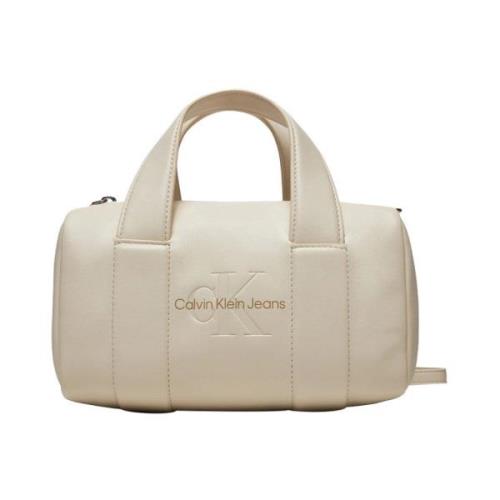 Calvin Klein Beige Handväska Elegant Stilren Accessoar Beige, Dam