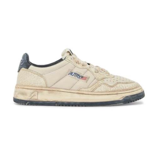 Autry Vintage Lädersneakers med Quiltade Detaljer Beige, Dam