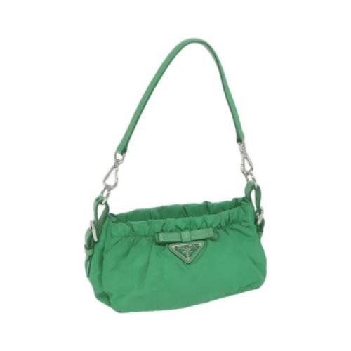 Prada Vintage Pre-owned Nylon prada-vskor Green, Dam