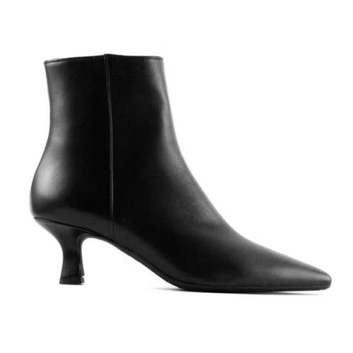 Roberto Festa Svarta Läder Spetsiga Ankelboots Black, Dam