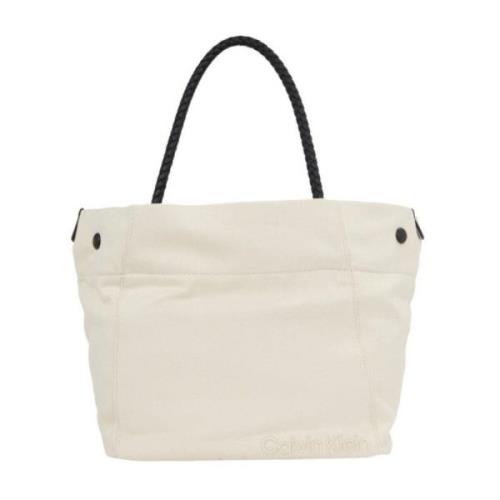 Calvin Klein Sommarberättelse Medium Shopper Väska Beige, Dam